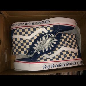 True Navy/ White Checkered Vans